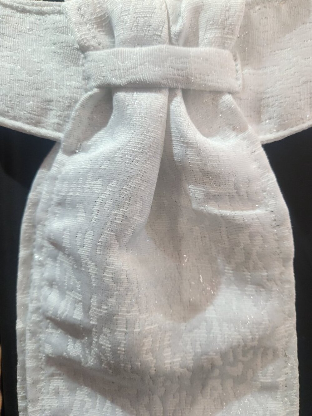 STOCK TIE for Equestrians Pre-Tied WHITE texture w/ sparkles New by ORNAMENTS